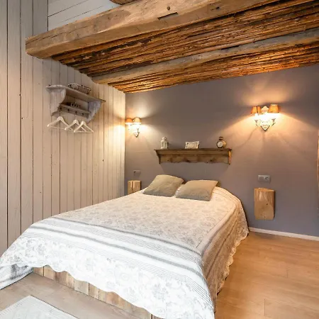 Holiday home With Bubble Bath Sauna And Fireplace