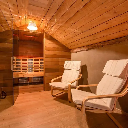 With Bubble Bath Sauna And Fireplace